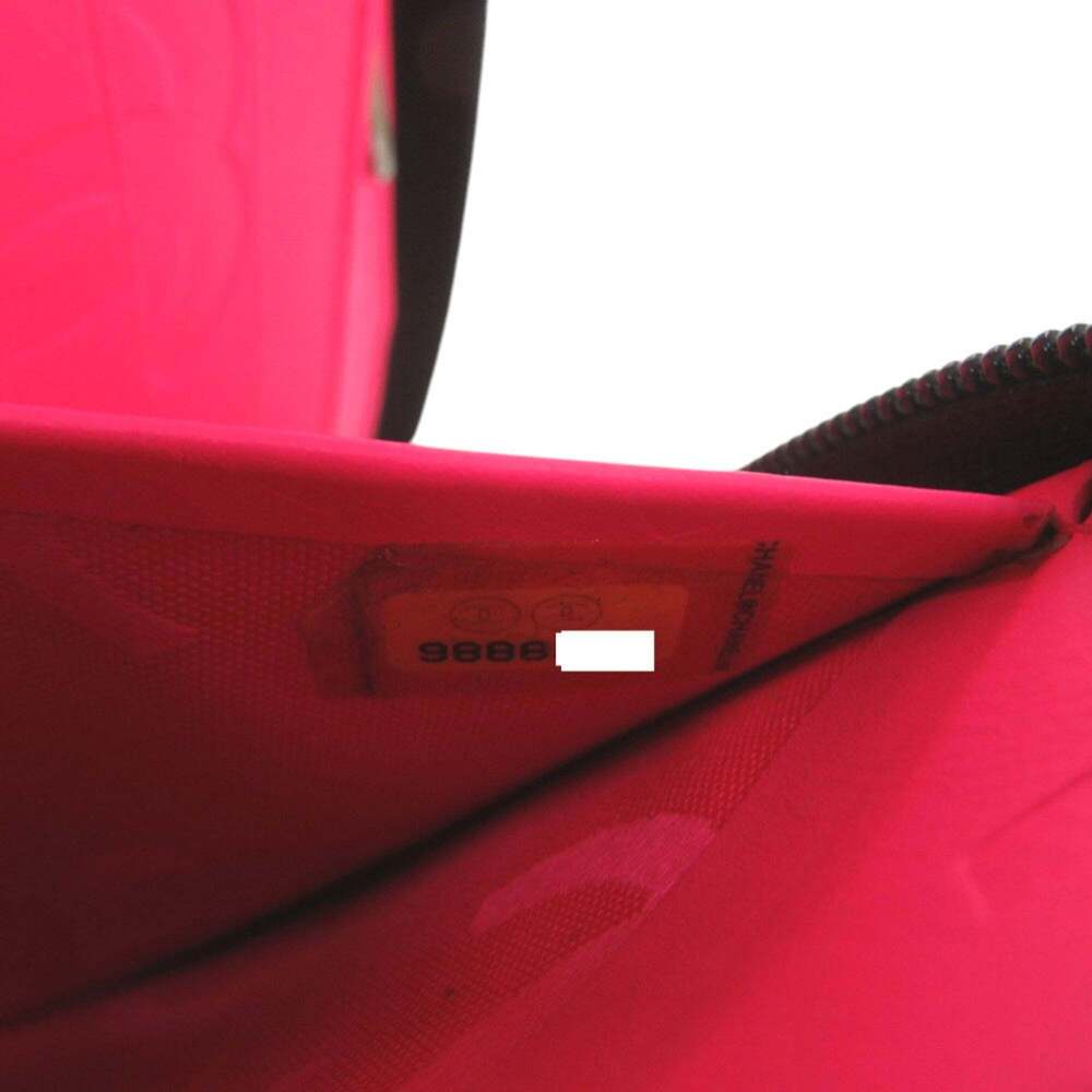 CHANEL Black Leather Logo Wallet - Picture 4 of 8